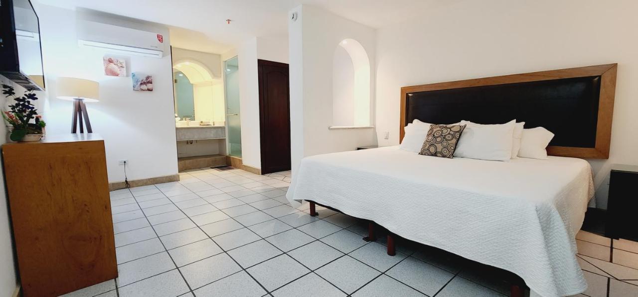 Hotel Boutique Plaza Doradas San Jose del Cabo Exterior photo